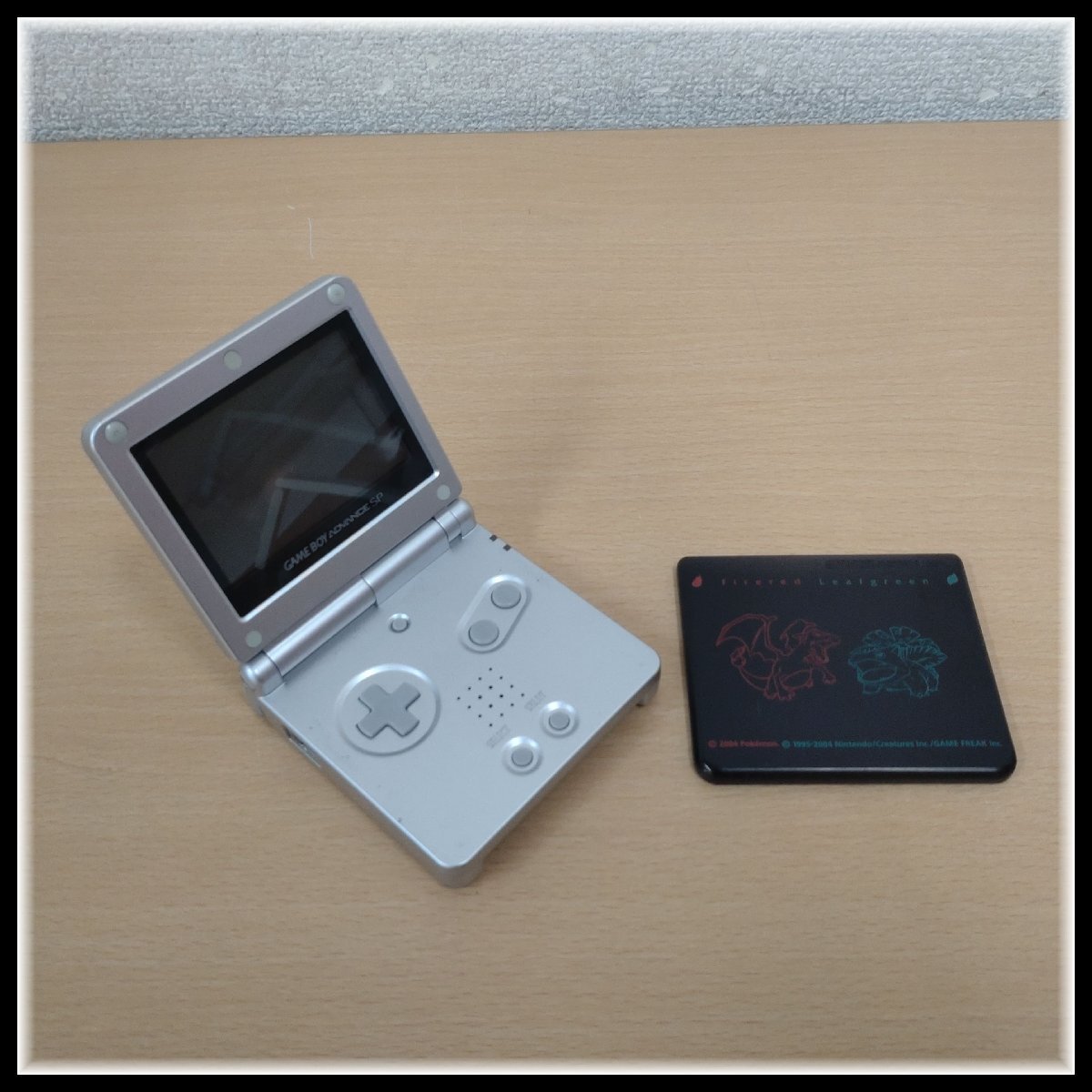 1円~ Nintendo ニンテンドー 任天堂 ゲームボーイアドバンスSP GBASP AGS-001 プラチナシルバー ハードカバー付き 動作確認済み拍卖