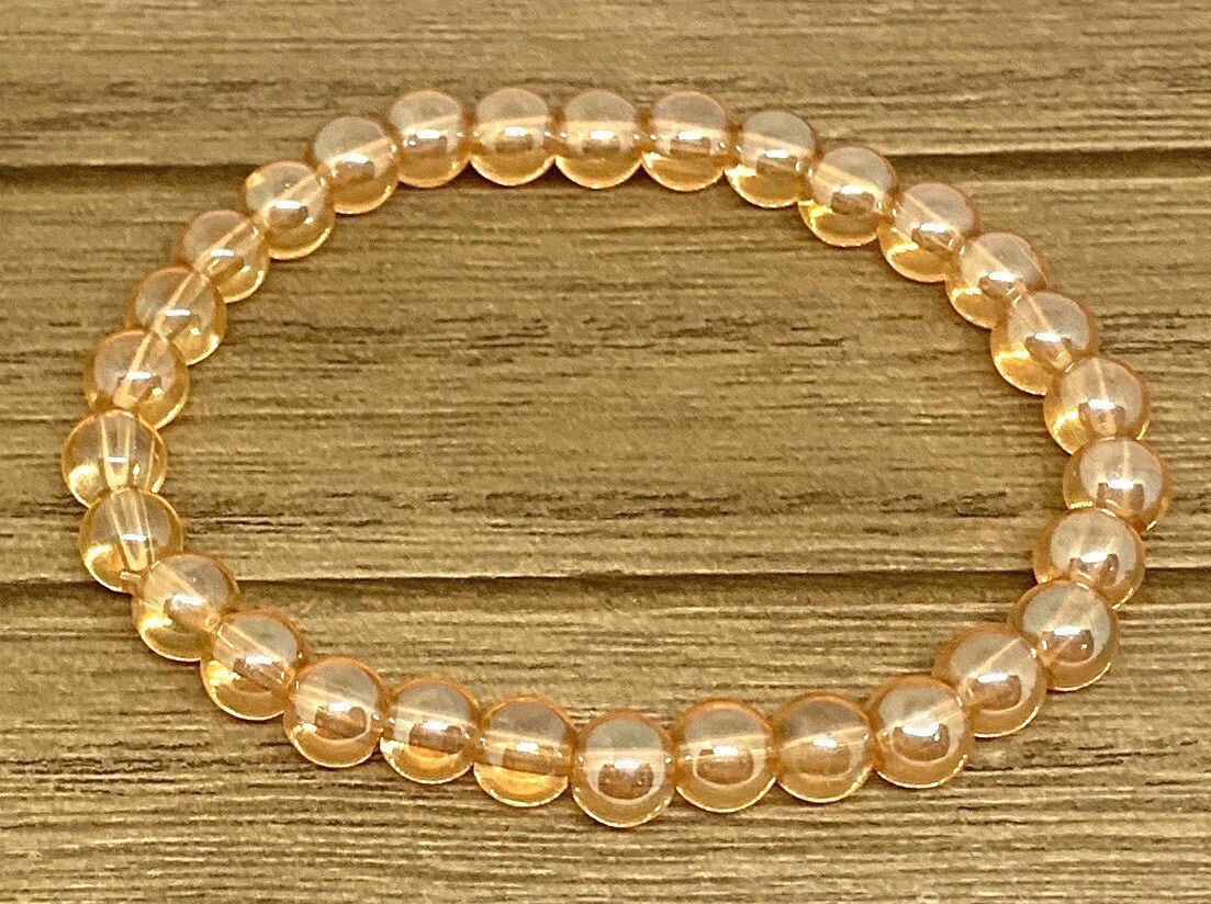 【Premio Fortuna】シャンパンゴールドの繊細可憐な6ミリ水晶ブレスレット 内径約15.5センチ B4kpdit9 168拍卖