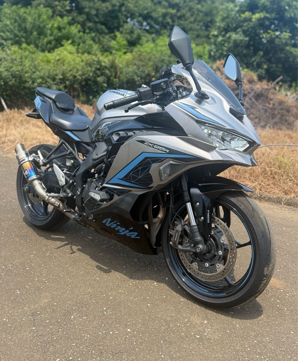 カワサキ ZX-25R 2024年モデル 32085km 自賠責R9年7月まで クイックシフター ZX25R (YZF-R25 YZF-R3 GSX250R ZX-4R RC250 CBR250RR)拍卖