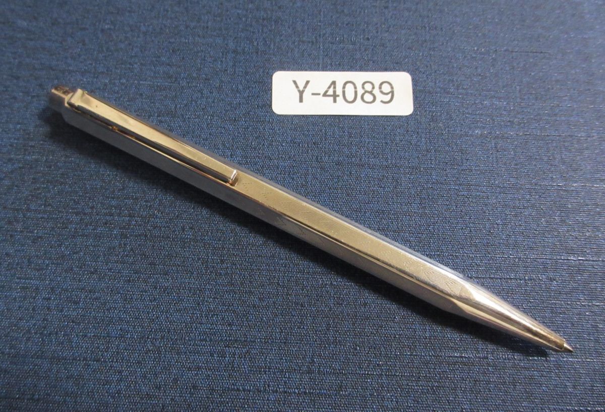 2-N4089Y CARAN d’ACHE カランダッシュ エクリドール ボールペン シルバーカラー SWISS MADE 六角 筆記用具 文房具拍卖