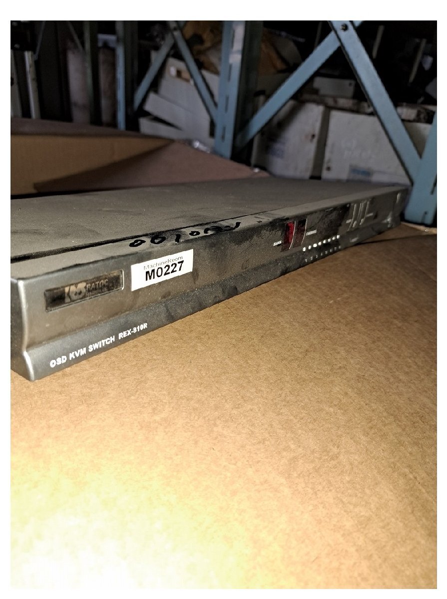 C3A【棚会イフエ061013-1】交渉Ok パソコン自動切替器 ラックマウント対応 8台用 OSD KVM SWITCH REX-810R拍卖