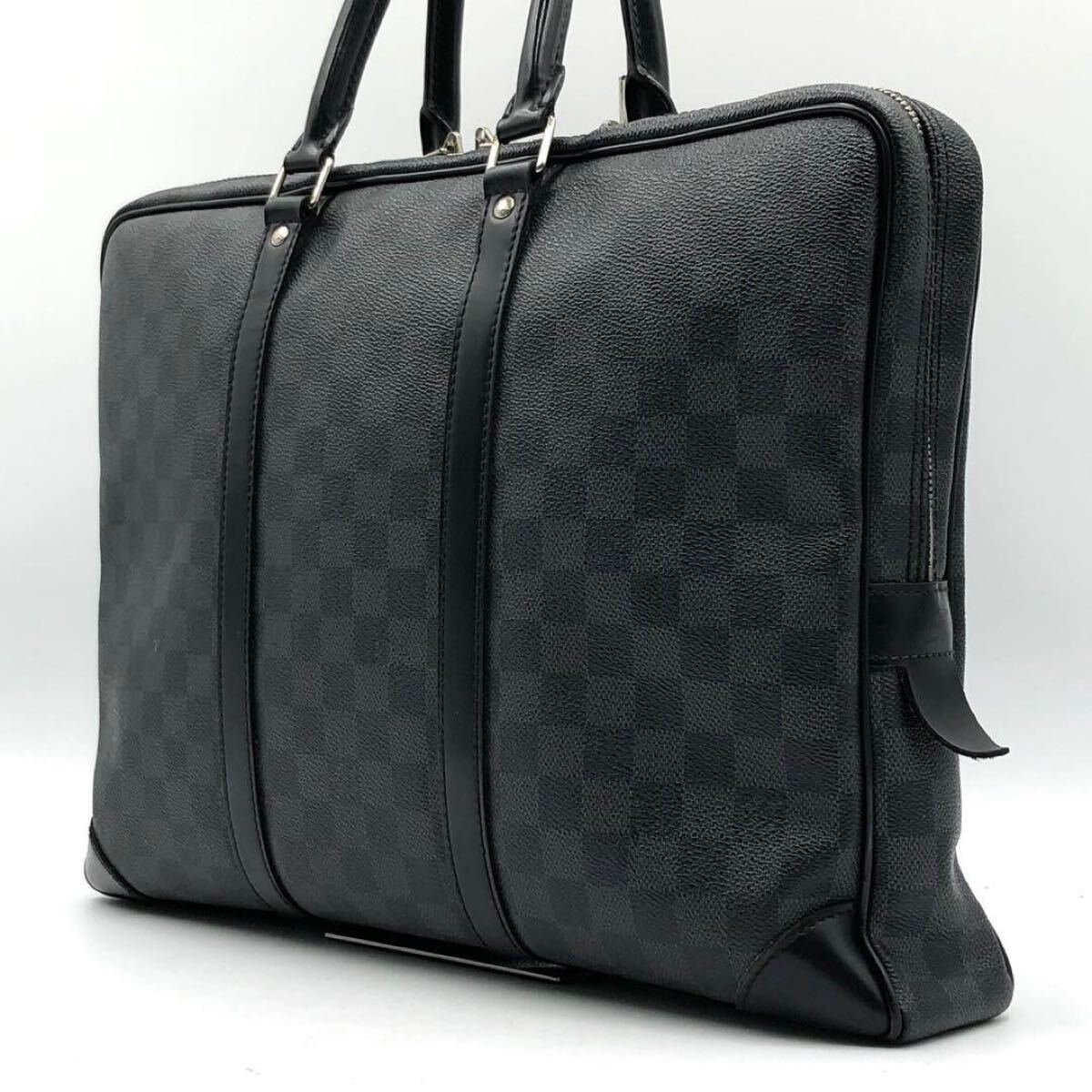 【美品】 LOUIS VUITTON ルイヴィトン ビジネスバッグ ブリーフケース グラフィット ヴォワヤージュ ダミエ ポルトドキュマン A4可 メンズ拍卖