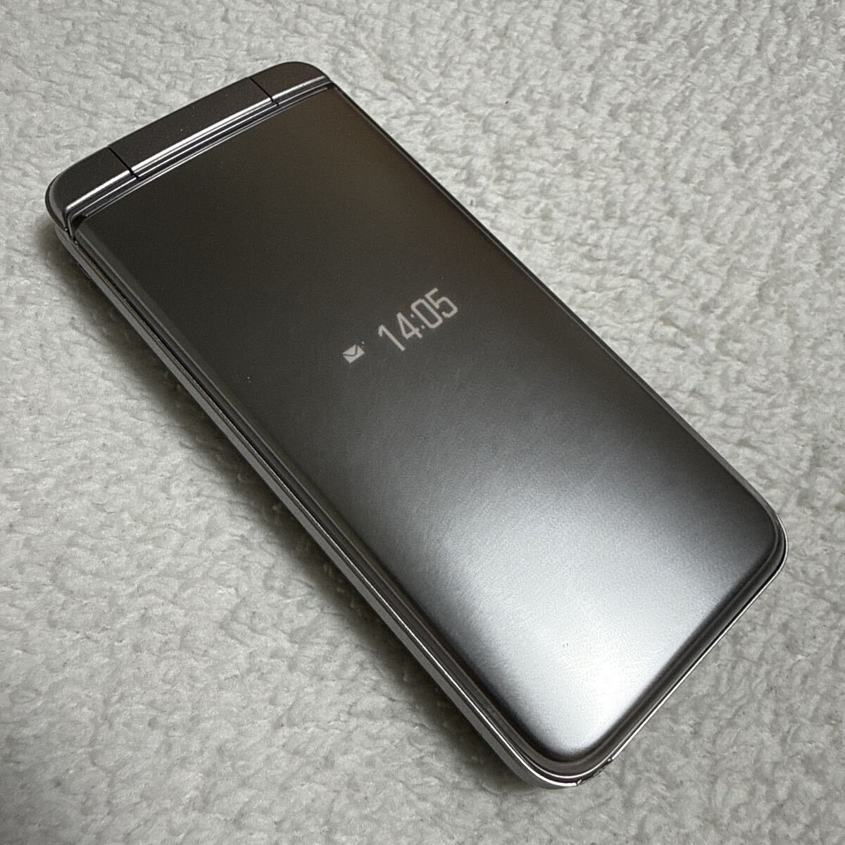 ●DIGNOケータイ4 A202KC シルバー☆SIMフリー端末 中古品☆ 本体等 送料無料! 白ロム 8拍卖