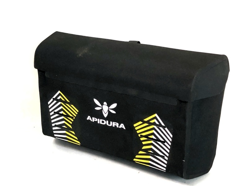 アピデュラ APIDURA レーシングハンドルバーバッグ RACING HANDLE BAR BAG 2L拍卖