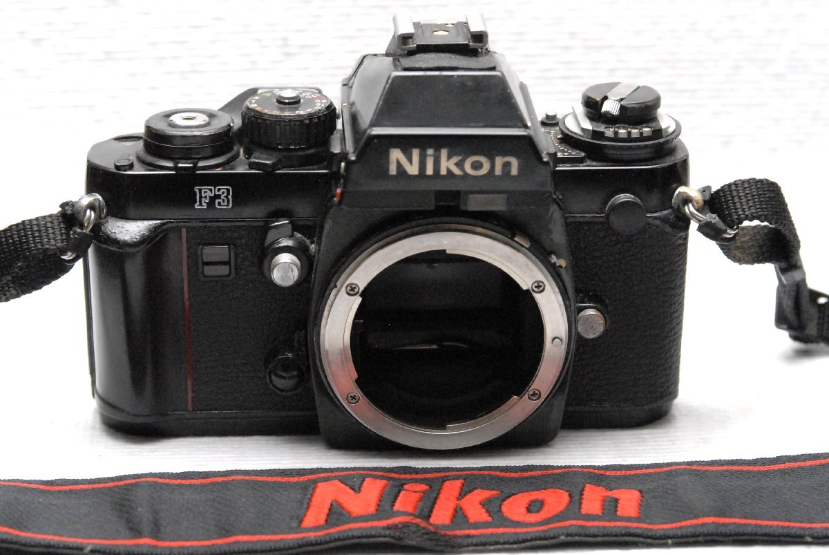 Nikon ニコン 最高峰 人気の高級一眼レフカメラ F3ボディ + (アイレベルファインダー付)希少な作動品(腐食なし)拍卖