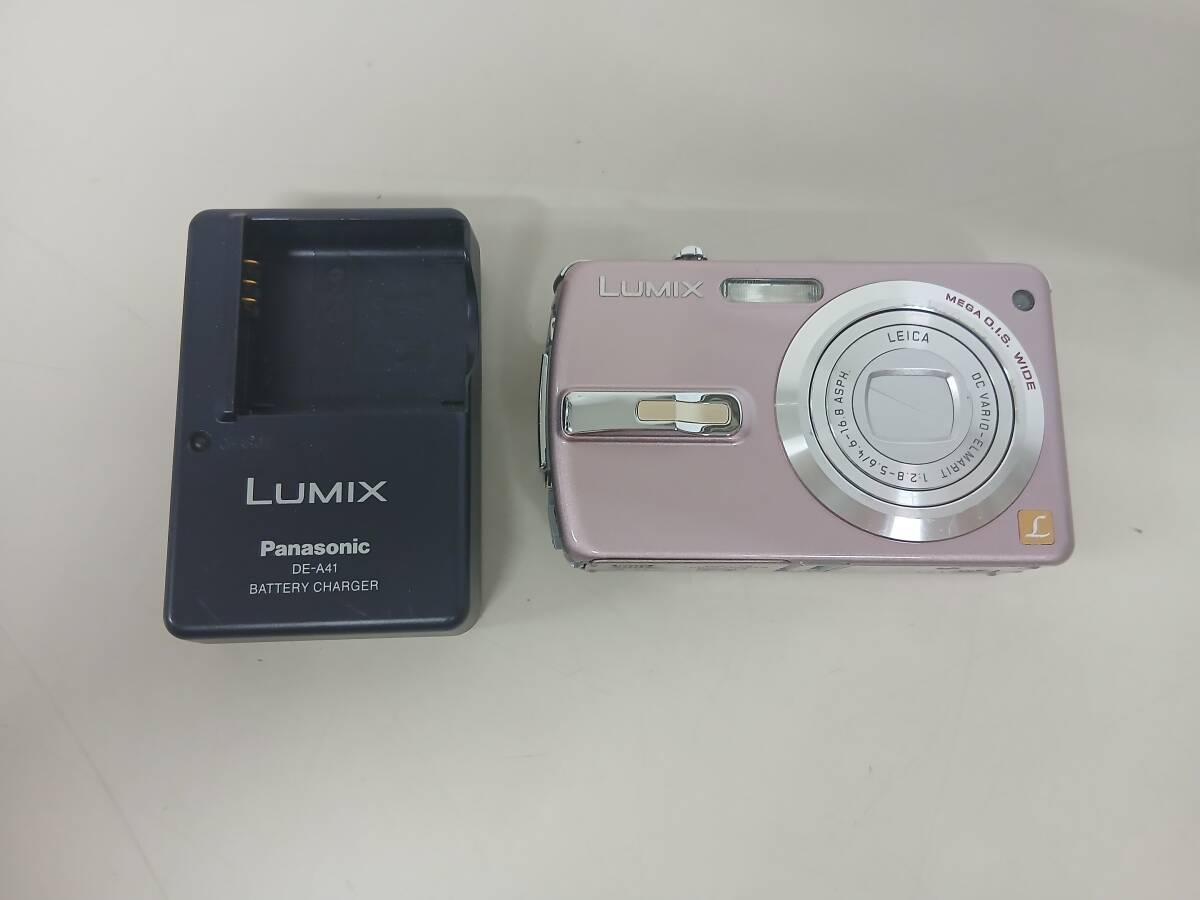 I2608-0969 Panasonic パナソニック コンパクトデジタルラメラ LUMIX 型番:DMC-FX50 通電確認済み ジャンク品 宅急便コンパクト拍卖