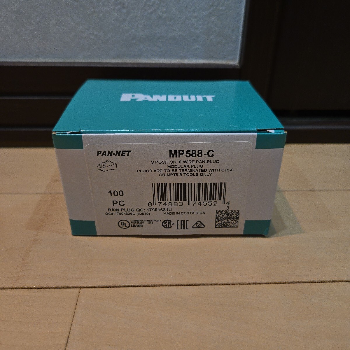 パンドウィットPANDUIT MP588-C Cat5用コネクタ RJ45 100個入り まとめて発送OK ①拍卖