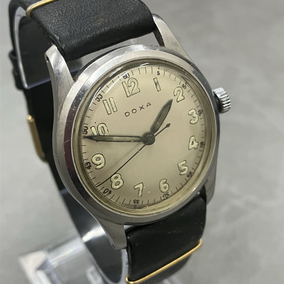 【1円スタート!】DOXA ドクサ CW-F351 手巻き腕時計 アイボリー文字盤 ヴィンテージ アンティーク【稼動品】拍卖