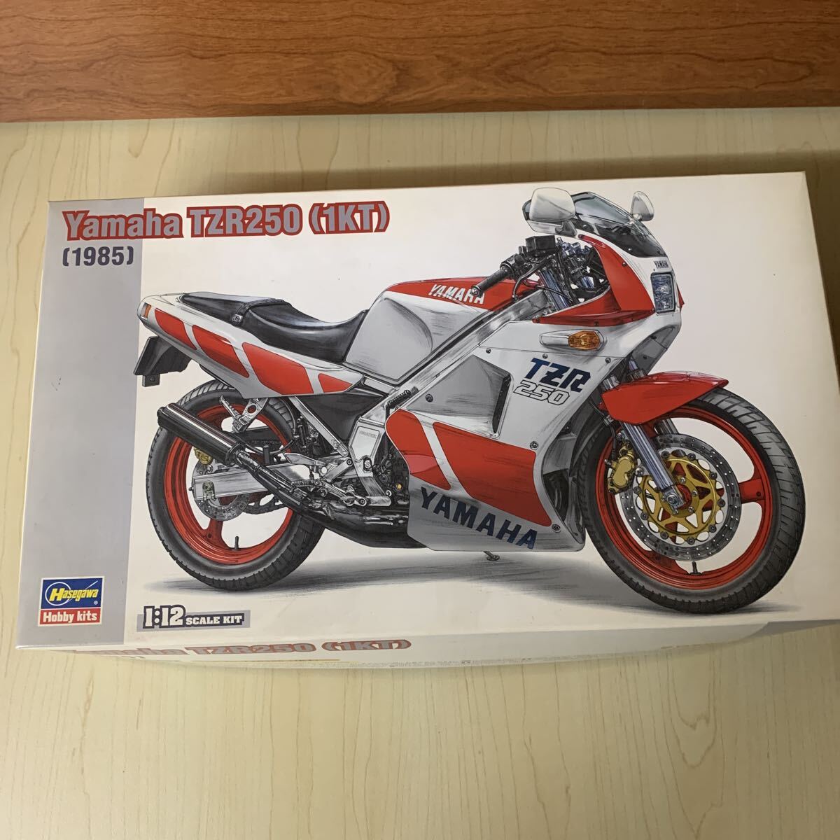 ハセガワ 1/12 ヤマハ TZR250 (1KT) 1985 プラモデル BK11拍卖