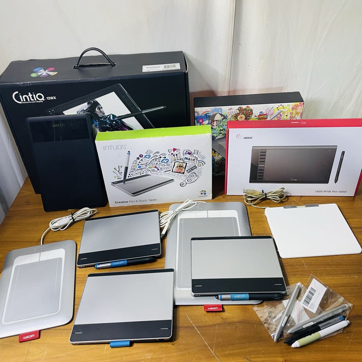 【mh/8.10/3】Wacom ワコム ペンタブ 液タブ まとめセット Cintiq 12WX / Intuos CTH-480 / UGEE M708 その他 大量まとめ売りセット拍卖