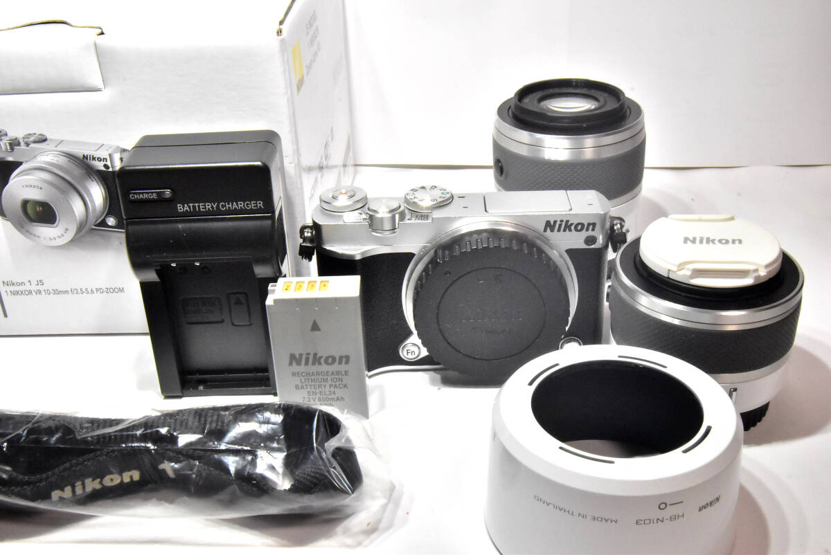 ☆Nikon1 J5 +ダブルZOOMレンズ+バッテリー+充電器付き☆★拍卖