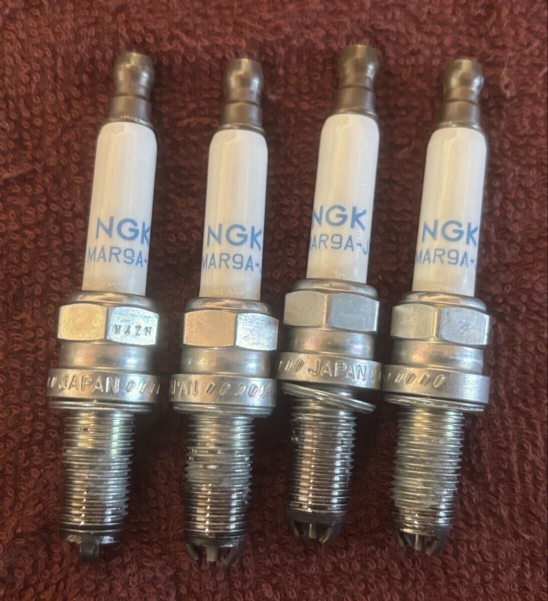 NGK MAR9A-J DUCATI 純正 スパーク プラグ 67040451A パニガーレ 1299/1199/899 Diavel Multistrada 1200 ドゥカティ Panigale モンスター拍卖