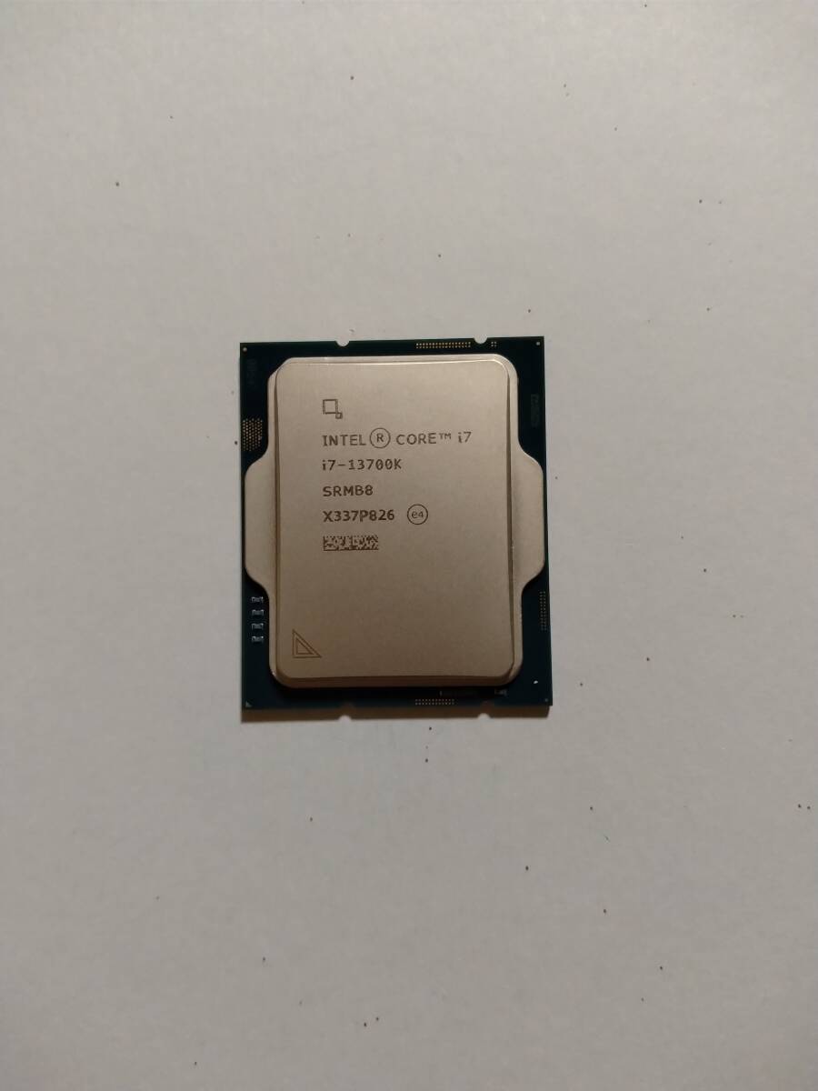 intel(インテル) core i7-13700K デスクトップCPU PCパーツ 中古品 第13世代拍卖