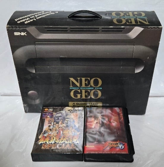 ★箱付 NEOGEO本体 コントローラー×2 ソフト2本 メモリーカードセット ネオジオ ロム ROM 餓狼伝説スペシャル キングオブファイターズ SNK拍卖