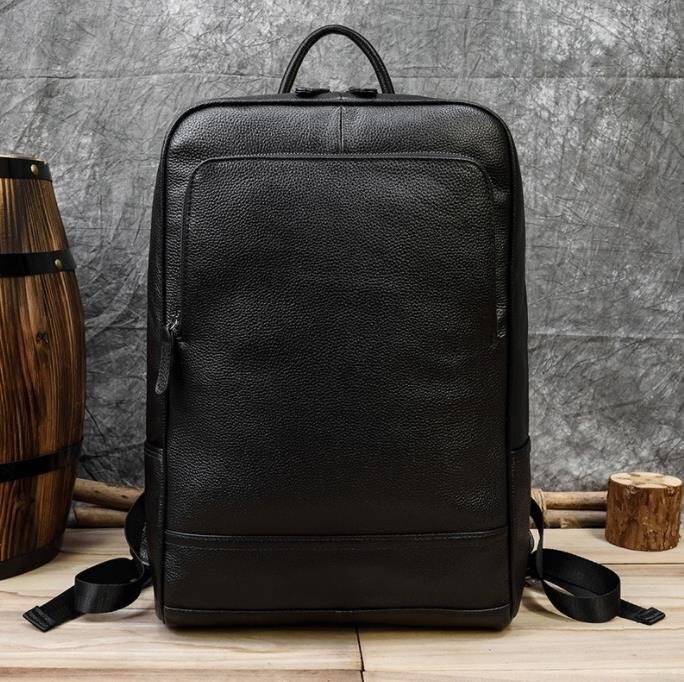人気新品☆ 大容量 レトロ リュックサック 通学用 登山旅行 レザーバッグ 本革 牛革バックパック スクールバッグ拍卖