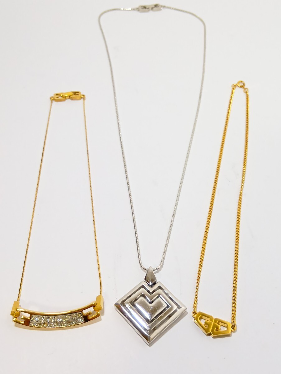 1円【おまとめ/現状品】GIVENCHY ジバンシィ ネックレス まとめ ヴィンテージ アクセサリー拍卖