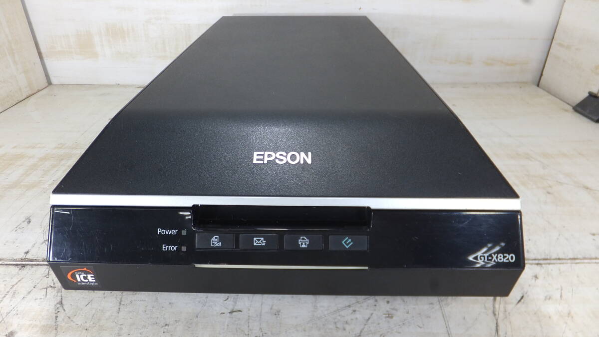2 EPSON GT-X820 A4 フラットベッドスキャナー エプソン 本体のみ拍卖