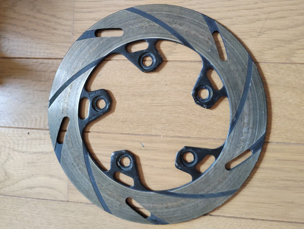 GSX-R1000 k3k4 サンスタースリット リア ディスクローター リヤ ブレーキディスク拍卖