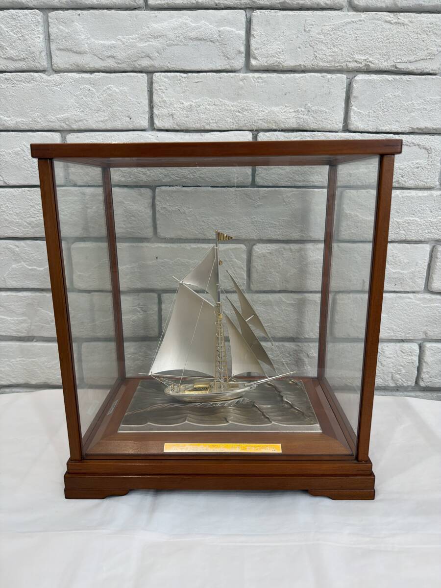 SV985武比古作 銀製ヨット sterling silver Yacht by TAKEHIKO 純銀 置物 帆船 ヨット ガラスケース拍卖