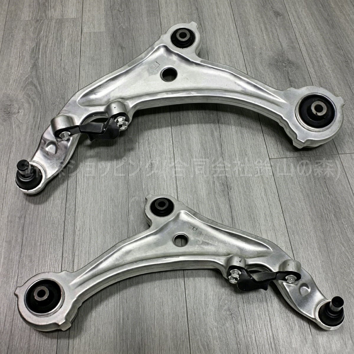 新品に適しています日産エルグランド E52 TE52 TNE52 PE52 PNE52 前下アーム左右セットブッシュ 純正交換用拍卖