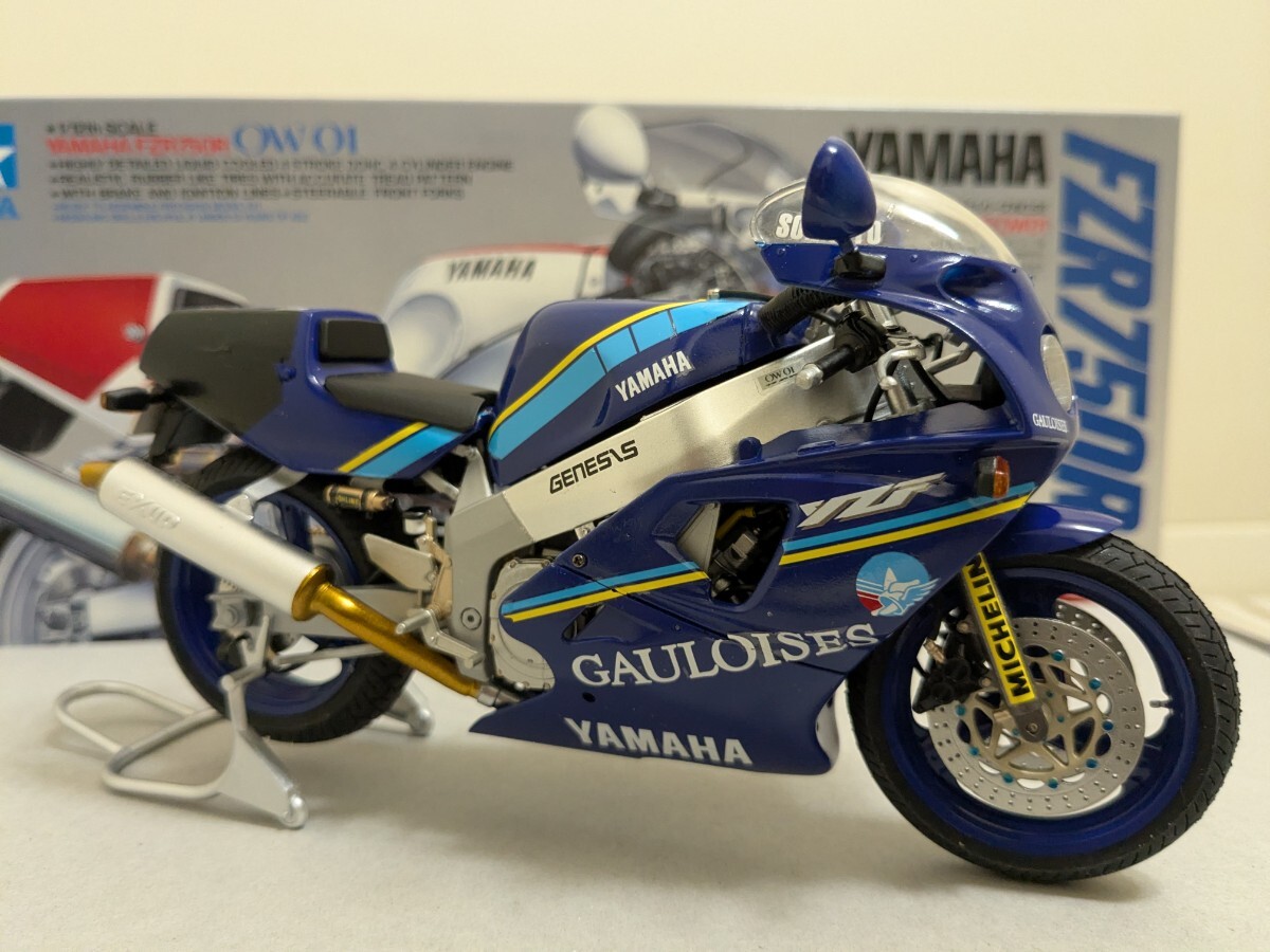 タミヤ 1/12 ヤマハ FZR750R OW01 塗装済完成品拍卖