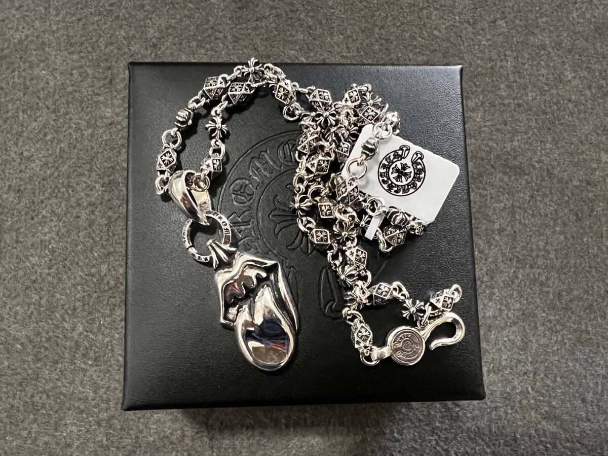 クロムハーツ CHROME HEARTS ネックレス シンプル ペンダントトップ シルバー925 リップ&タン BOX付き チェーン長さ63cm拍卖