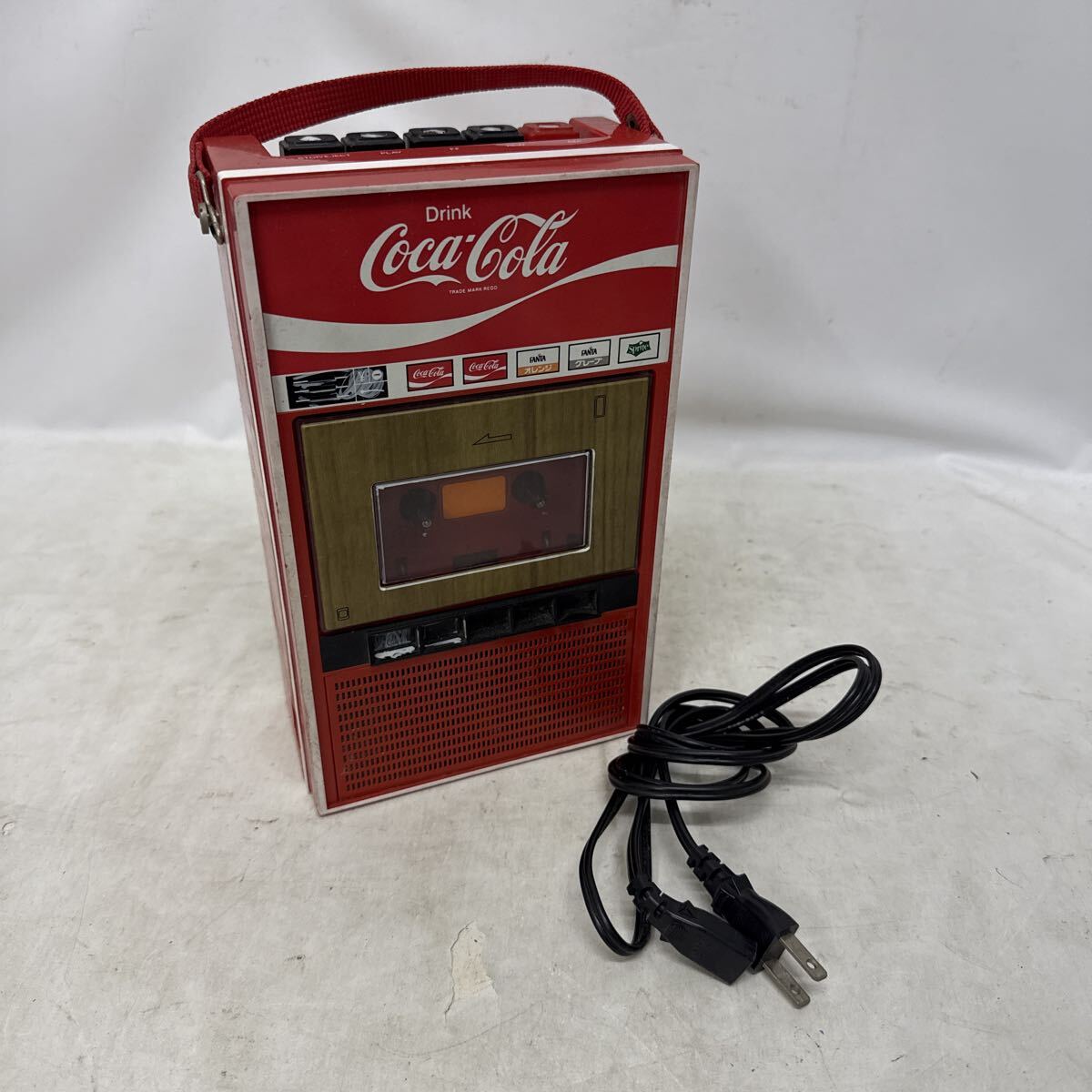 K208-003 通電のみ確認済み COCA-COLA コカ・コーラ カセットレコーダー 再生未確認 ジャンク扱い現状品拍卖