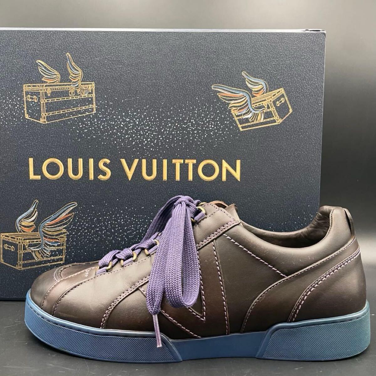 1円【美品】LOUIS VUITTON ルイヴィトン LVスニーカー ロゴ レザー シューズ 靴 ローカット メンズ レザー ブラック 黒 ブルー 25cm相当拍卖