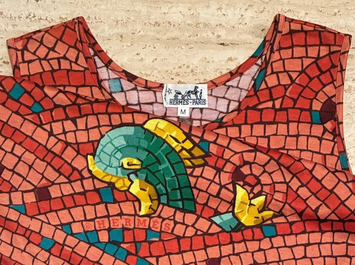 HERMES エルメス プリント 柄トップス 袖なし HERMESプリント オレンジ系 M拍卖