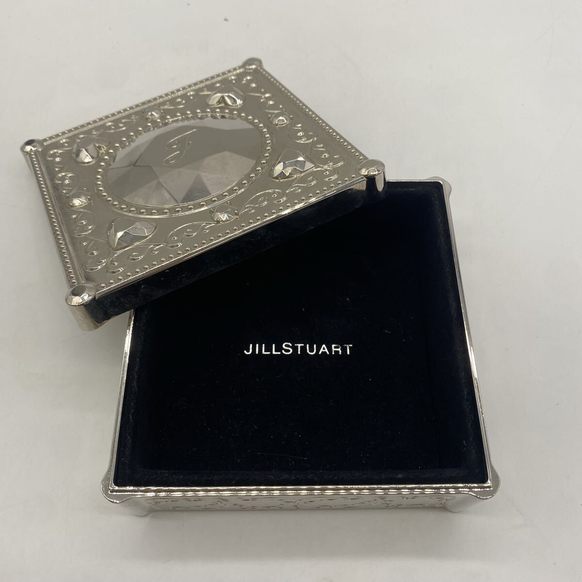 □□【売り切り】JILLSTUART/ジルスチュアート 10周年記念限定コスメティックボックス アクセサリーケース拍卖