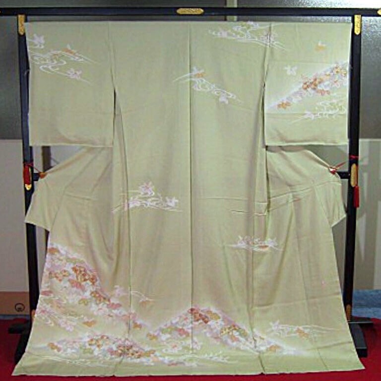 上質な逸品 新品未仕立 正絹 丹後ちりめん 金駒刺繍入り手描友禅訪問着(八掛付)久美すがた 老舗・久保耕謹製拍卖