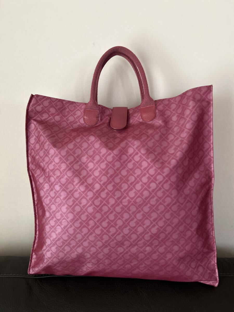 美品ゲラルディーニ ローズピンクバッグ拍卖