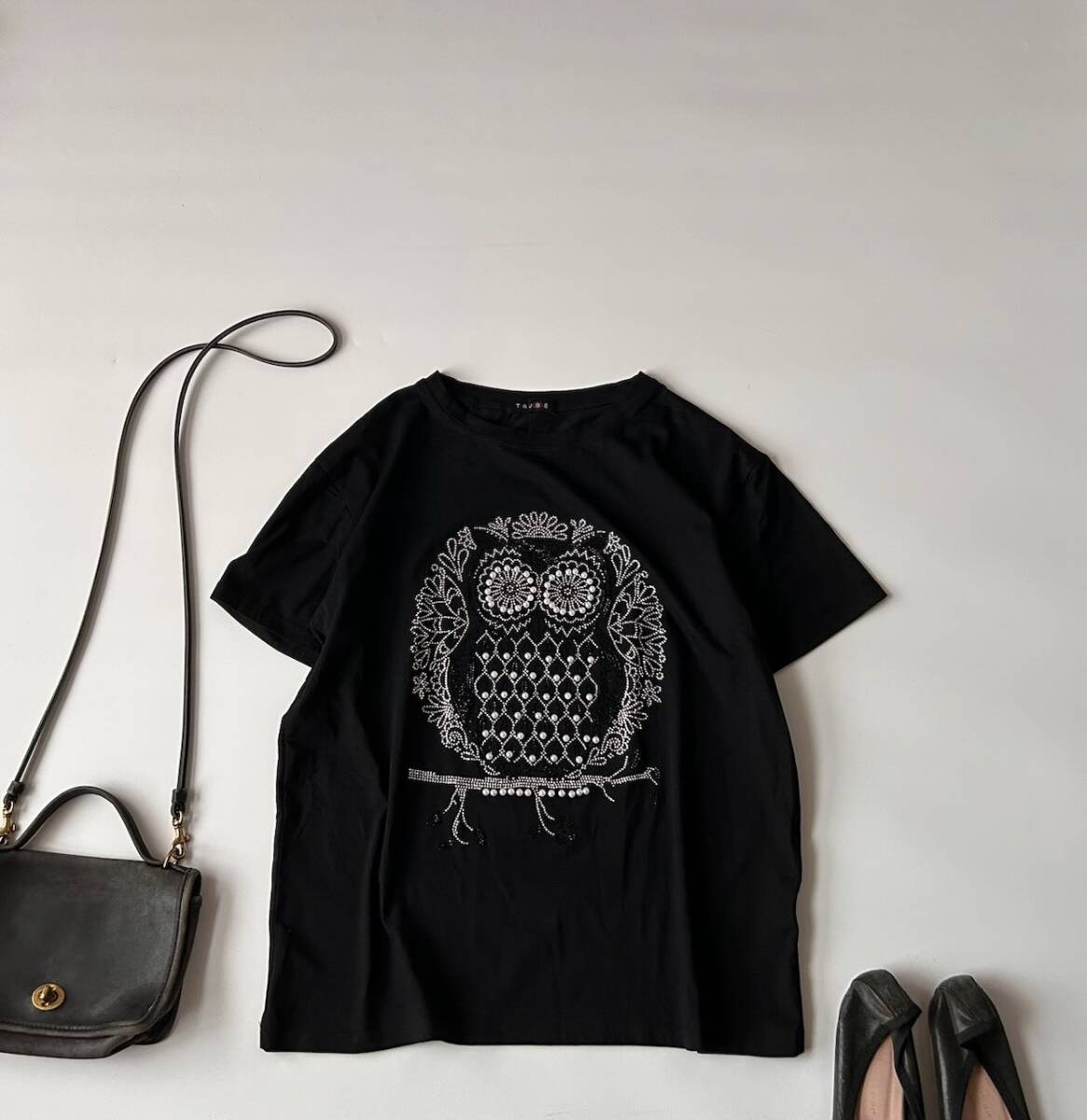 TRUBE トリューベ 可愛いフクロウTシャツ☆ファッションメッセージ拍卖
