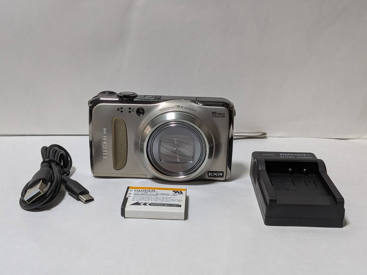 富士フイルム(FUJIFILM) デジタルカメラ FinePix F660EXR 1600万画素 広角24mm光学20倍 純正バッテリー・充電器付き、基本動作確認済拍卖