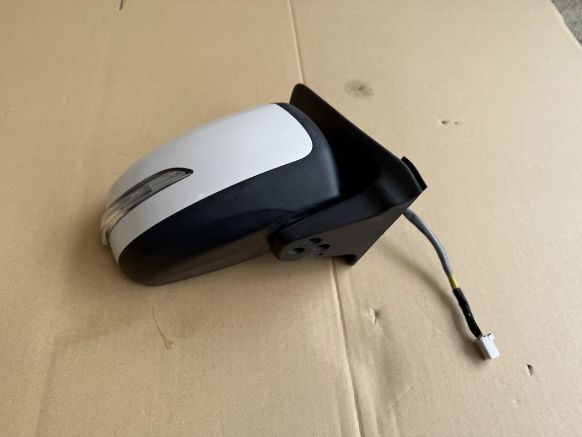 ダイハツ LA600s ドアミラー 右拍卖