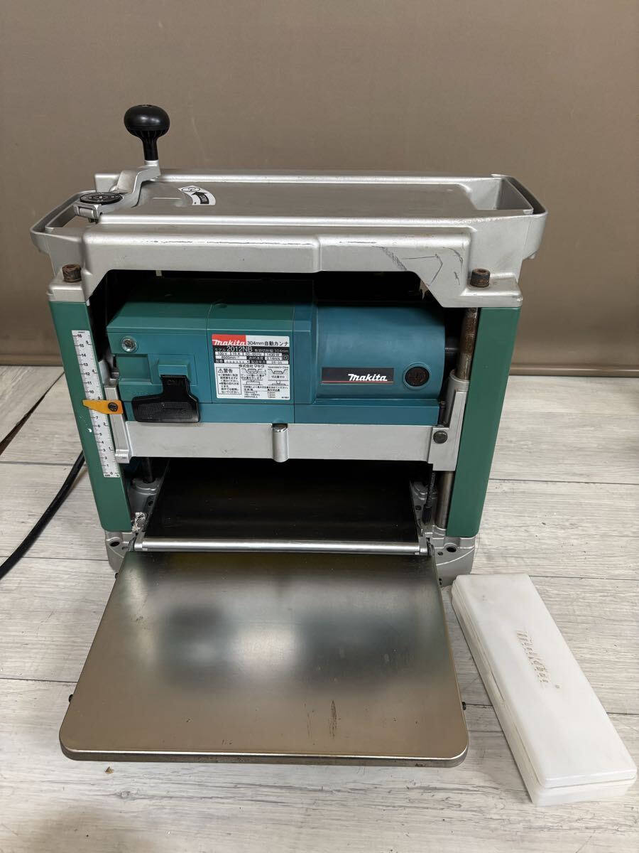 【makita】マキタ◇2012NB◇自動カンナ◇ 木工機械◇304mm◇動作品【道内 直接引き取り可】拍卖