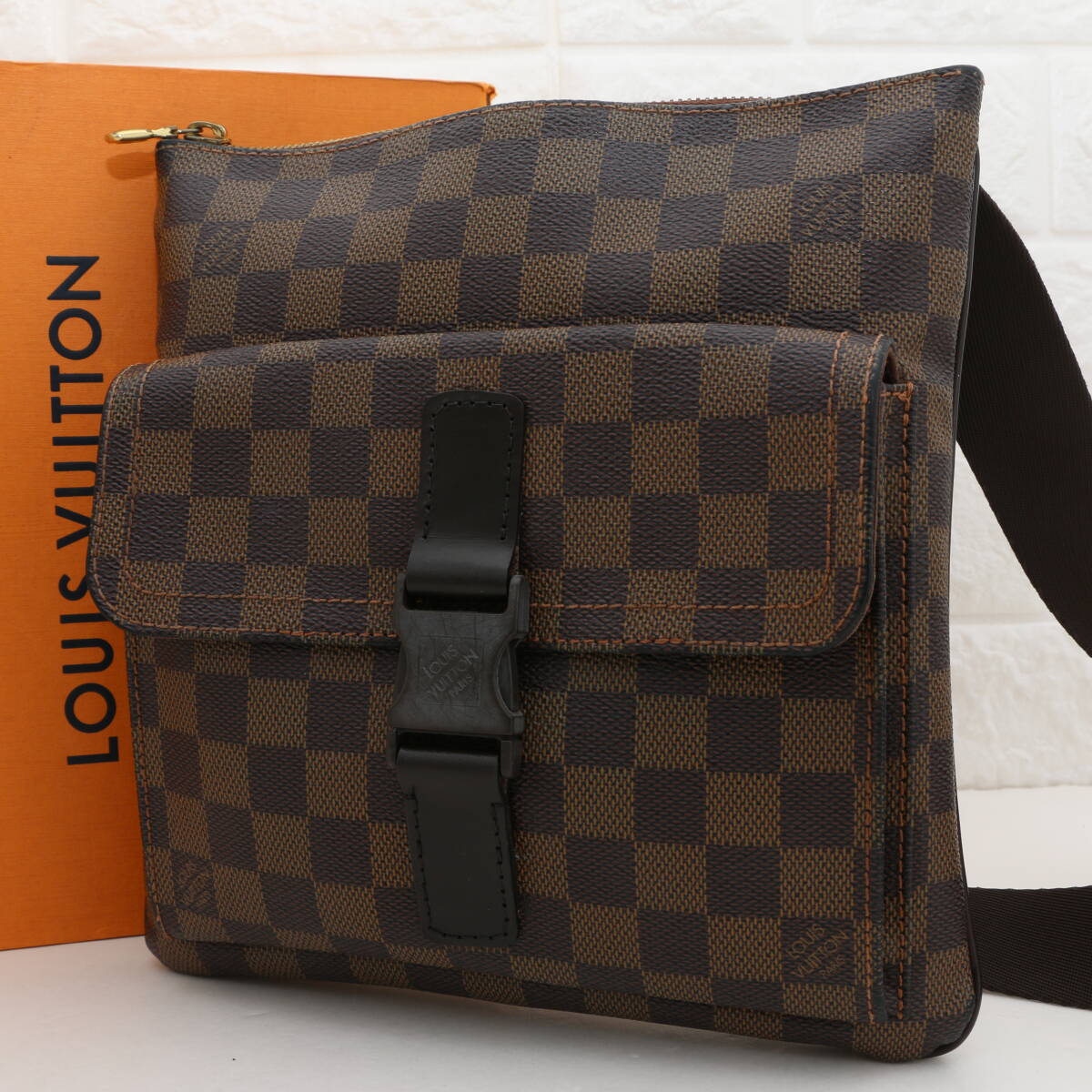 LOUIS VUITTON ルイヴィトン ダミエ エベヌ ポシェット メルヴィール N51127 ショルダーバッグ サコッシュ PVC レザー メンズ レディース拍卖