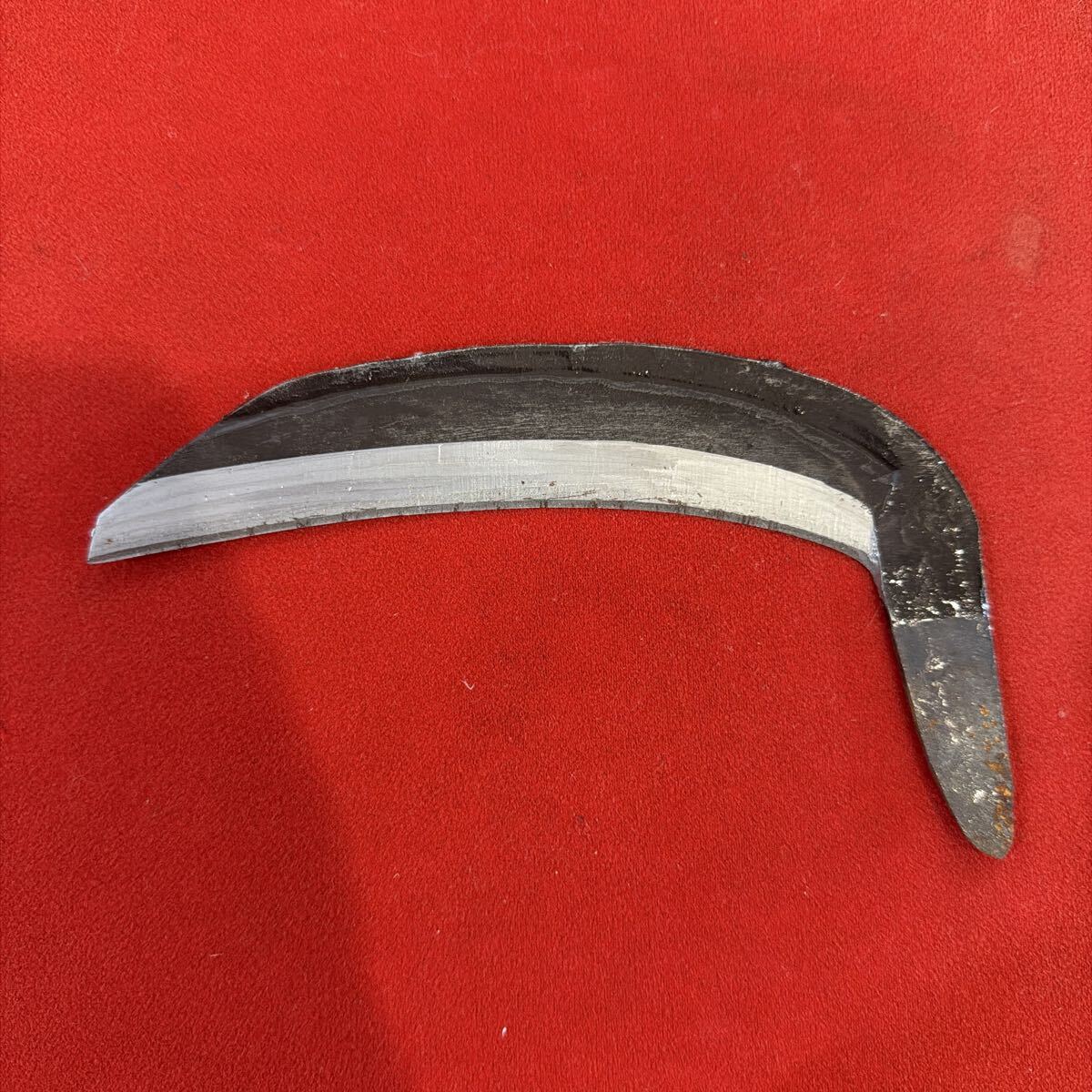 【新品 土佐打刃物】草刈り鎌 カマ かま 黒打ち鍛造 青紙1号 柄なし拍卖