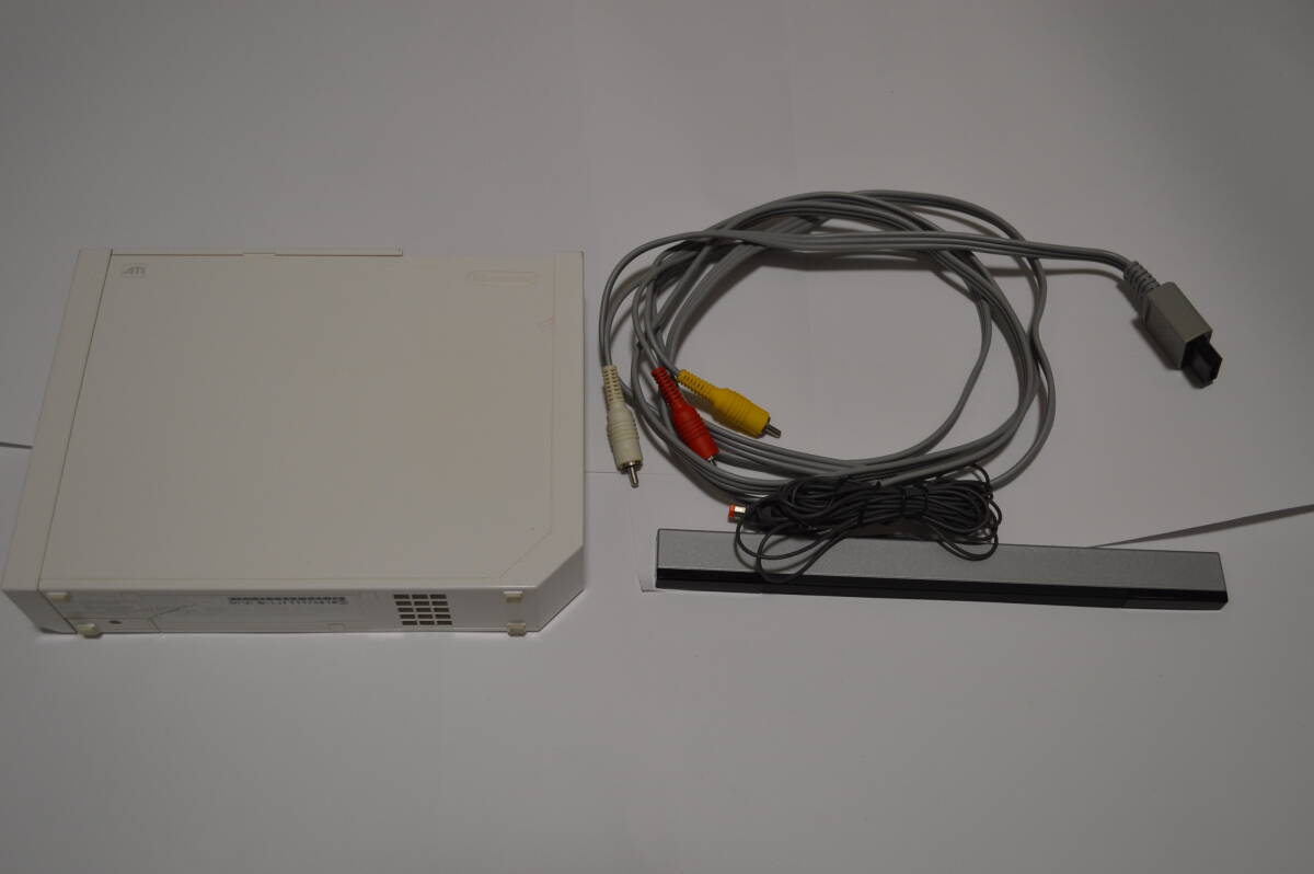 任天堂 Wii 本体 セット 白 リモコン無し 動作未確認 ジャンク拍卖