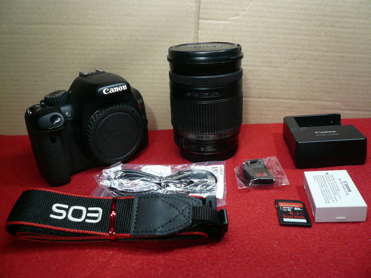 CANON EOS Kiss X4 (約1800万画素)+18-200mm IS (手ぶれ補正レンズ) の中古品 (6133ショット) 全て揃って、届いたらすぐに使えます拍卖