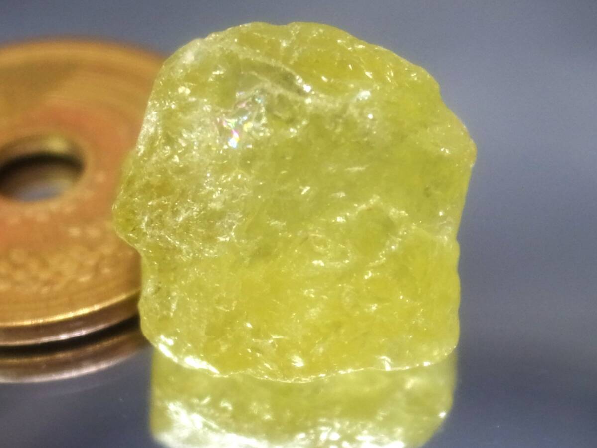 22.19ct 新品・大粒で透明感のある上品質の天然マリガーネット原石 希少な入手困難のマリ共和国産拍卖