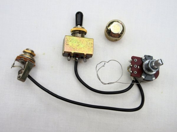 Greco グレコ BOX型トグルスイッチ&電装パーツ 1V ジャック、ブラスノブ付き 84年製Greco GTV55拍卖