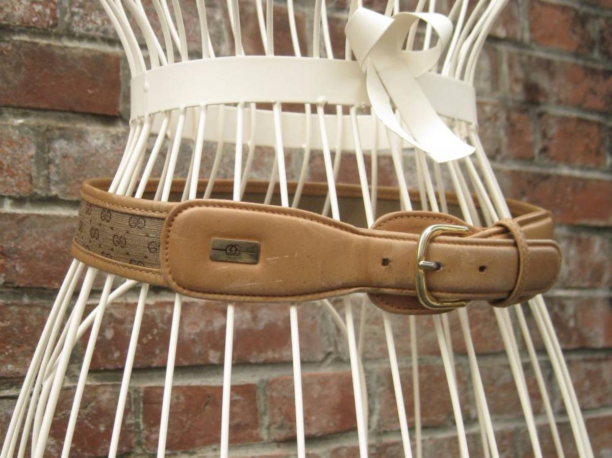 GUCCI VINTAGE (グッチ ヴィンテージ)GG モノグラム レザー ベルト ベージュ拍卖
