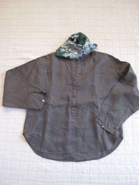 スピック&スパン・フレームワーク リネンのブラウス・シャツ 秋冬カラーのカーキ♪/1度のみの着用できれい拍卖