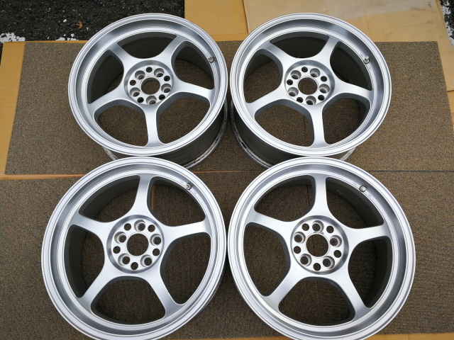 絶版品/美品★RAYS レイズ GRAM LIGHTS 57C グラムライツ★17インチ 7.5J +40 PCD 100 5H シルバー 4本ST 86&BRZ/カローラS/プリウス他拍卖