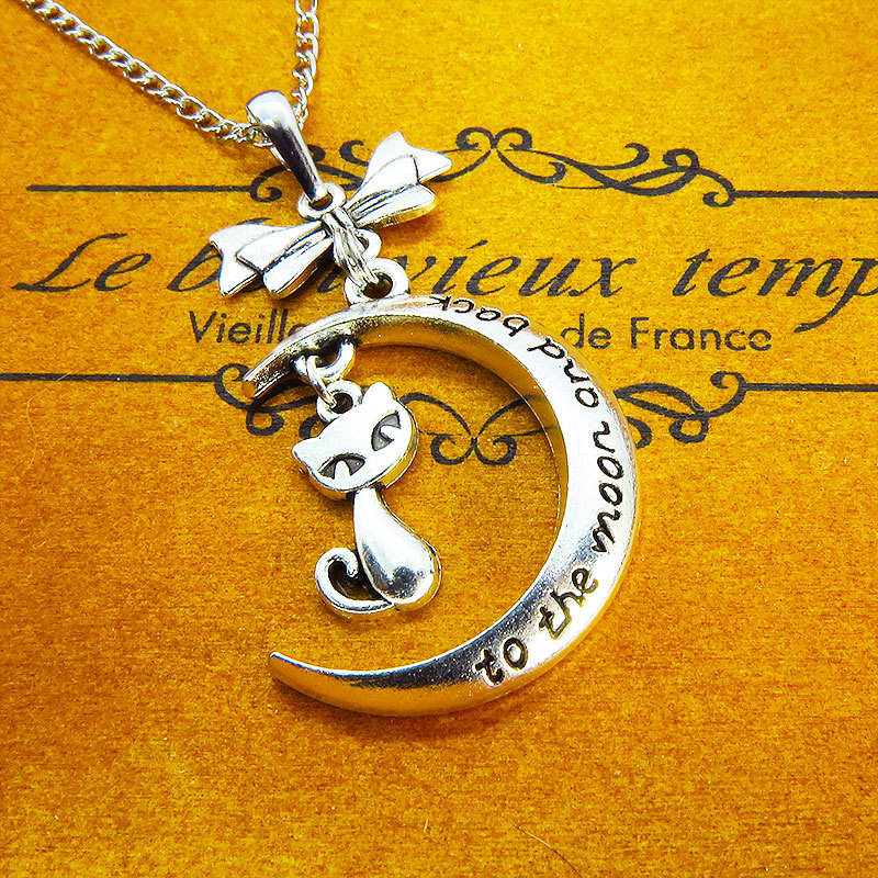 アンティークシルバー 三日月と猫の大人可愛いネックレス ムーンネックレス アジャスター付 SV925変更可能 長さ変更可拍卖