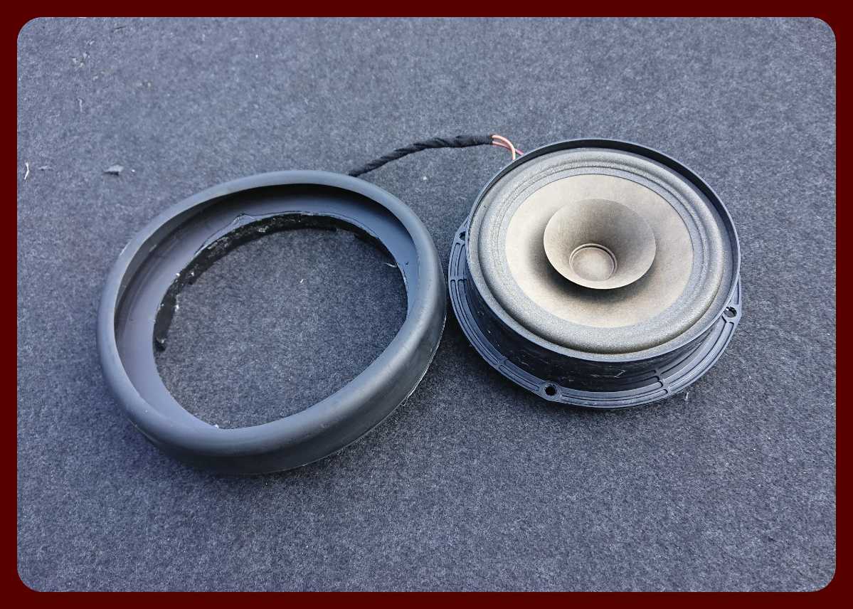 フォルクスワーゲン vw ニュービートル 9cazj 9c 2002年 34418km リア スピーカー 1c0035411M 1c0035217a A-2839拍卖