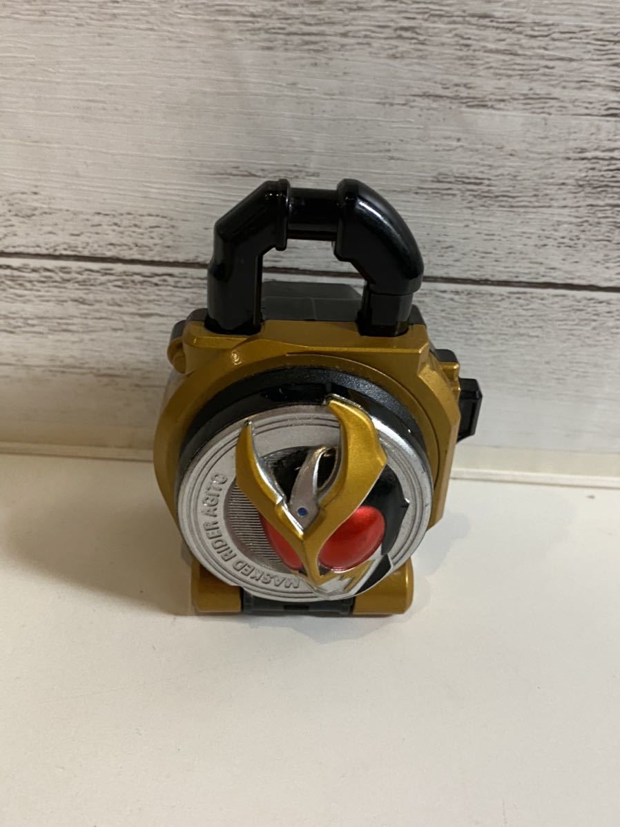 仮面ライダー鎧武 仮面ライダーガイム アギトロックシード 電池未使用拍卖