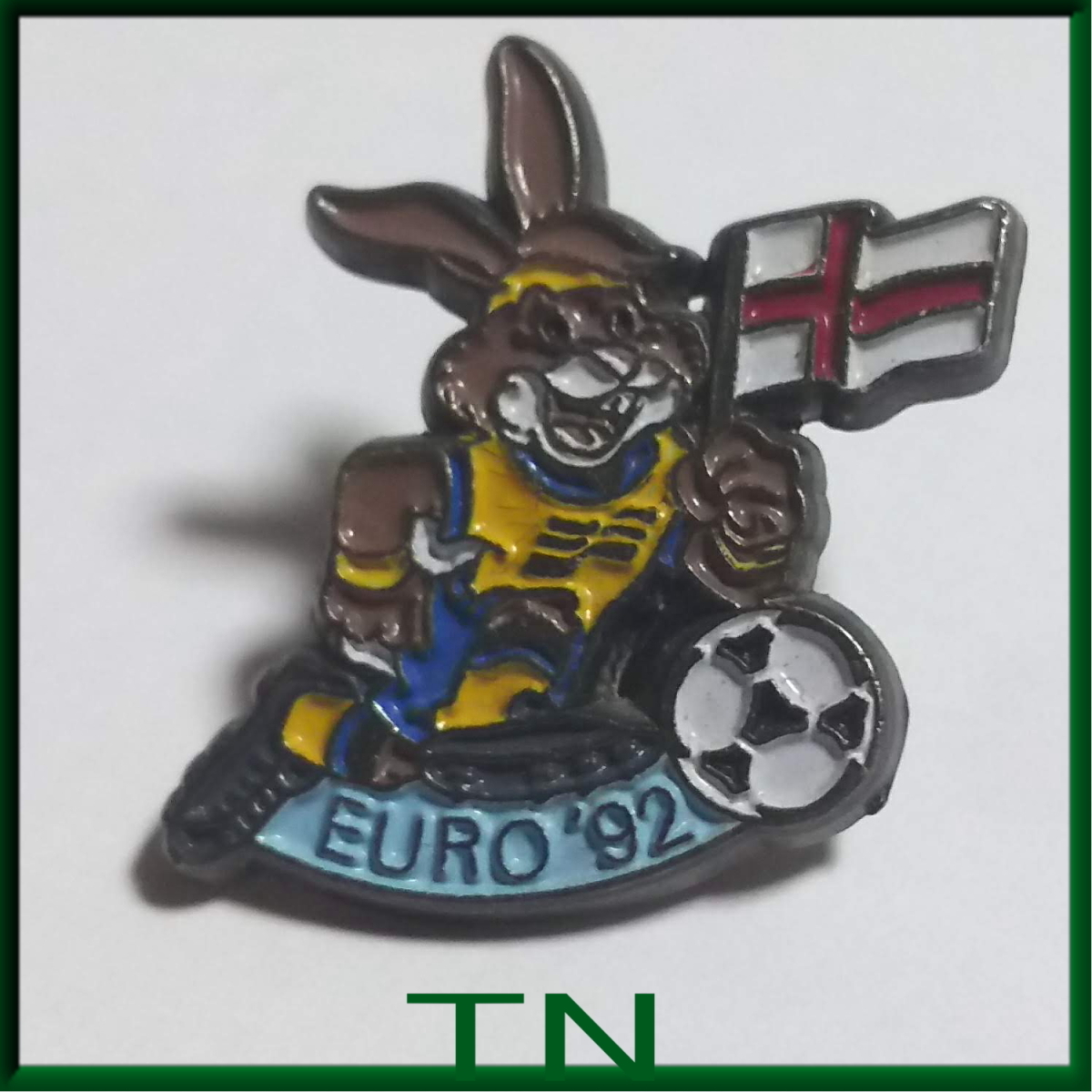 送料無料≫ユーロサッカー うさぎ☆輸入 アンティーク ピンバッジ A00106拍卖