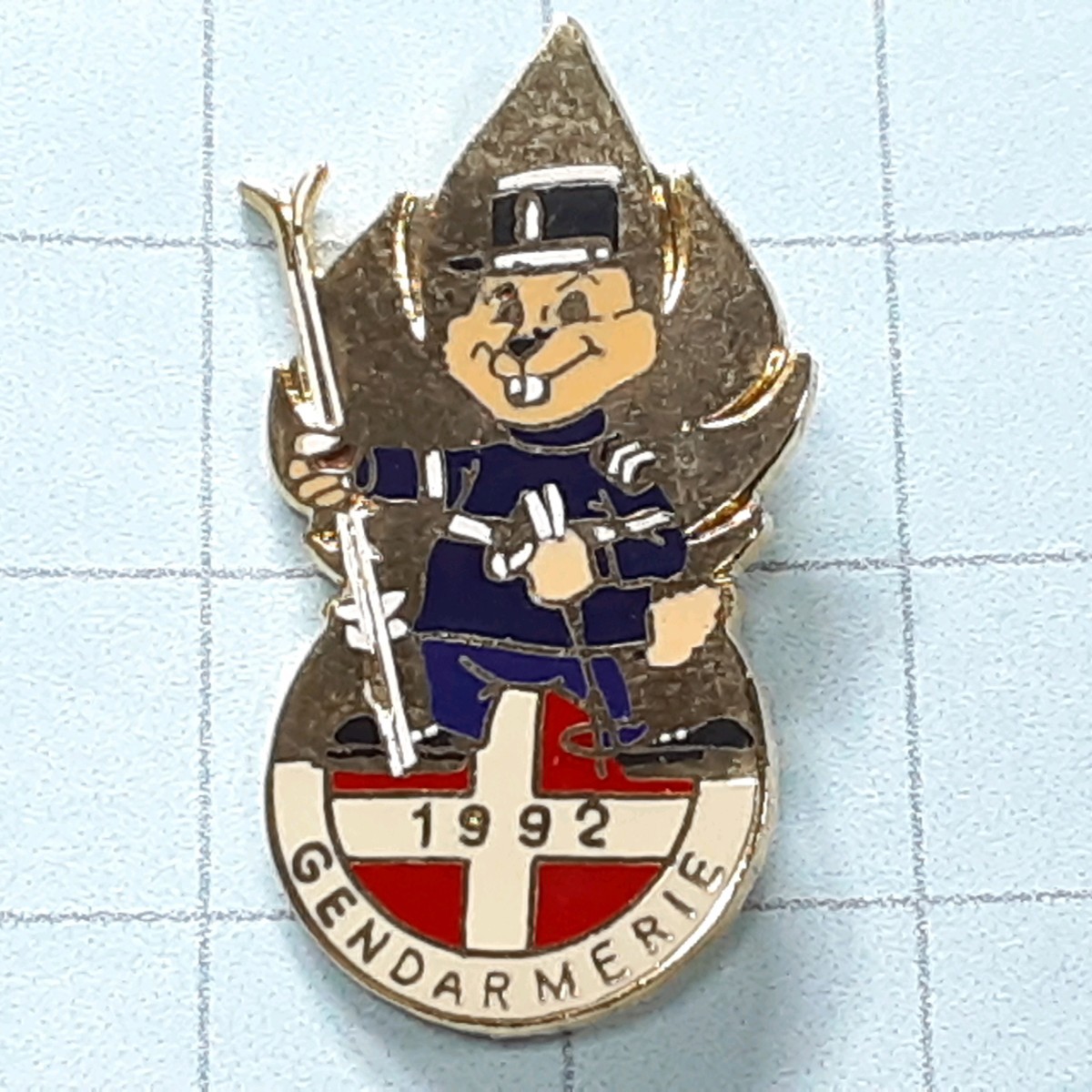 送料無料≫GENDARMERIE スキー ☆輸入 アンティーク ピンバッジ☆ A01920拍卖
